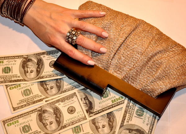 Nâng ly mừng những người sinh tháng này sẽ có VẬN MỆNH TỐT NHẤT, TIỀN BẠC NHIỀU NHẤT những ngày cuối năm 2017