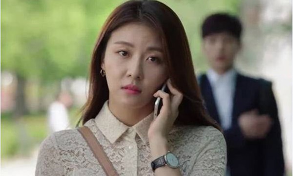 Nhận được cuộc gọi thử lòng của người vợ, chồng hớt hải chạy về lắp bắp: Anh sai rồi, đừng chết vợ nhé