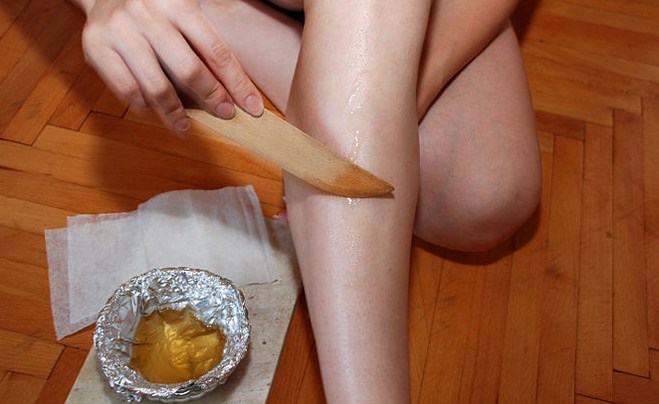 Giải pháp wax lông chân đơn giản, vừa an toàn, tiết kiệm mà hiệu quả thì cực kỳ đáng kinh ngạc