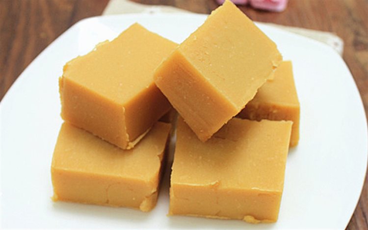 Mách nhỏ cho bạn cách làm Bánh Đậu Xanh ngọt bùi bằng nồi cơm điện