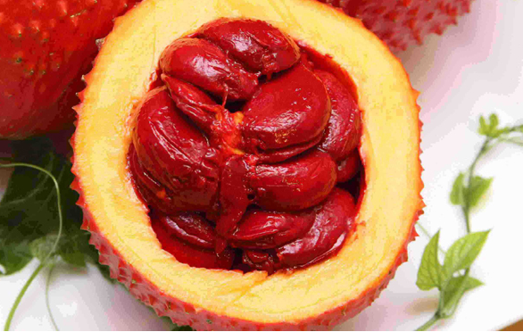 Môi thâm đen, nứt nẻ dotrời lạnh thì cứ thoa 1 giọt này khỏi ngay lại còn đỏ hồng, căng mọng tức thì