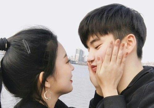 Ngồi 1 chỗ chỉ tay vẫn khiến đàn ông CHẾT NHƯ NGẢ RẠ bằng 11 MẸO tâm lý sau