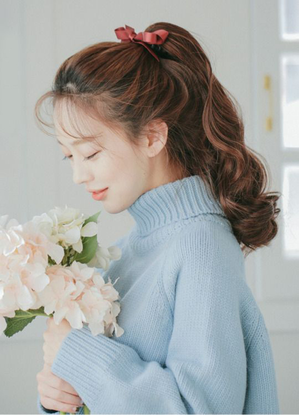 Muốn không bị tóc tĩnh điện mùa đông, rối tung lại dựng ngược như ăng-ten thì để 5 kiểu tóc này ngay lập tức, vừa gọn gàng vừa xinh xuất sắc