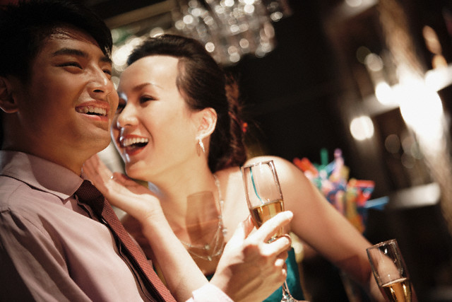 Phụ nữ khôn mới lấy CHỒNG LÙN, vừa giỏi KIẾM TIỀN lại vừa CHIỀU VỢ nhất mực, gia đình hạnh phúc vui tươi cả ngày