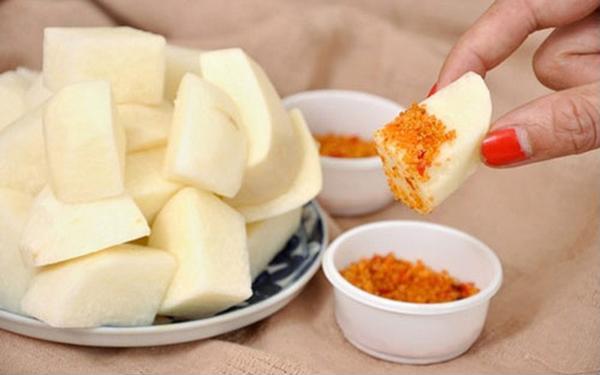 Ăn củ đậu mỗi khi đói, cô gái bất ngờ khi thấy vòng eo từ 85cm chỉ còn 60cm người săn chắc thon gọn chẳng kém gì người mẫu