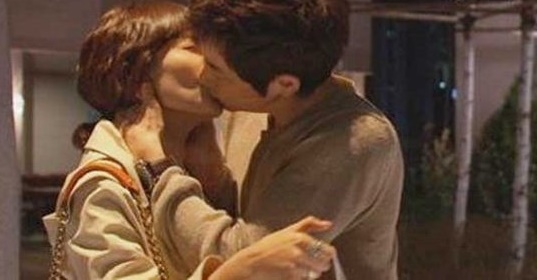 Cất tiền đi, hôm nay em nghỉ...