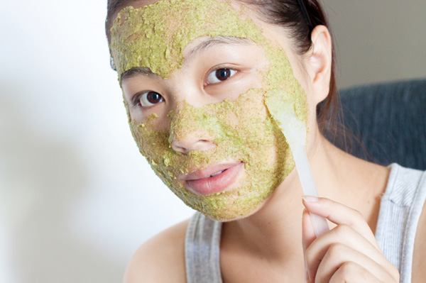 4 Mặt nạ tẩy tế bào chết da mặt se khít lỗ chân lông, xóa mờ vết thâm hiệu quả