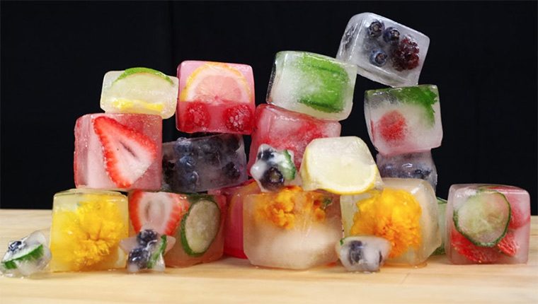 Phương pháp chăm sóc da với trái cây đông đá giúp da luôn trắng mịn, mềm mại và tươi trẻ