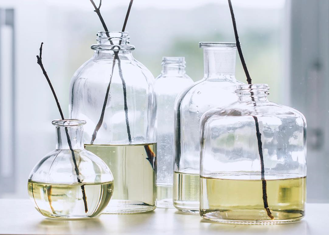 Ủ TÓC BẰNG DẦU OLIU QUA ĐÊM, NÊN HAY KHÔNG NÊN?