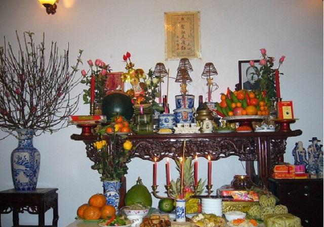 7 điều TỐI KỴ chớ phạm phải khi trang trí bàn thờ ngày Tết kẻo gia đình lục đục, cả năm hao tài tốn của đấy
