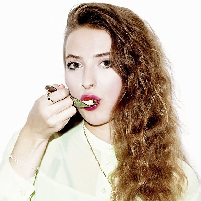 Trái cây nào là “cạ cứng” của làn da phụ nữ?