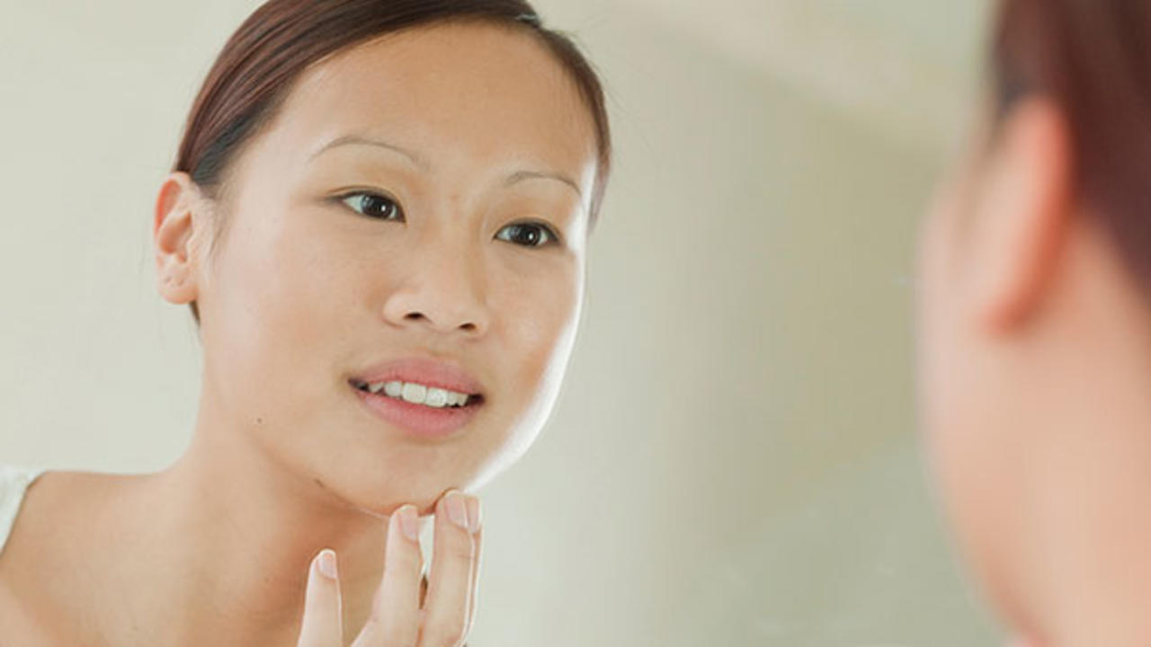 Bộ đôi dọn sạch mụn hiệu quả - Thỏa sức chơi Tết, chấm vài lần là hết sạch mụn