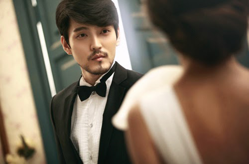 YÊU GIẢ THÀNH THẬT