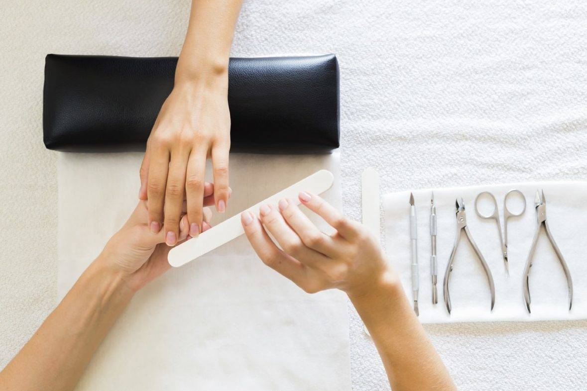 Tai hại kinh hoàng khi cắt móng hàng ngày