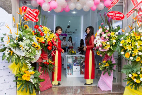 Ở Sài Gòn thì đi đây để tìm mua bộ kem dưỡng trắng phục hồi da Sakura vậy?