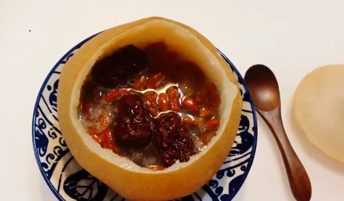 Lê hấp với mật ong, táo đỏ trị dứt cơn ho, đau họng ngay lập tức, người lớn và trẻ em đều dùng được