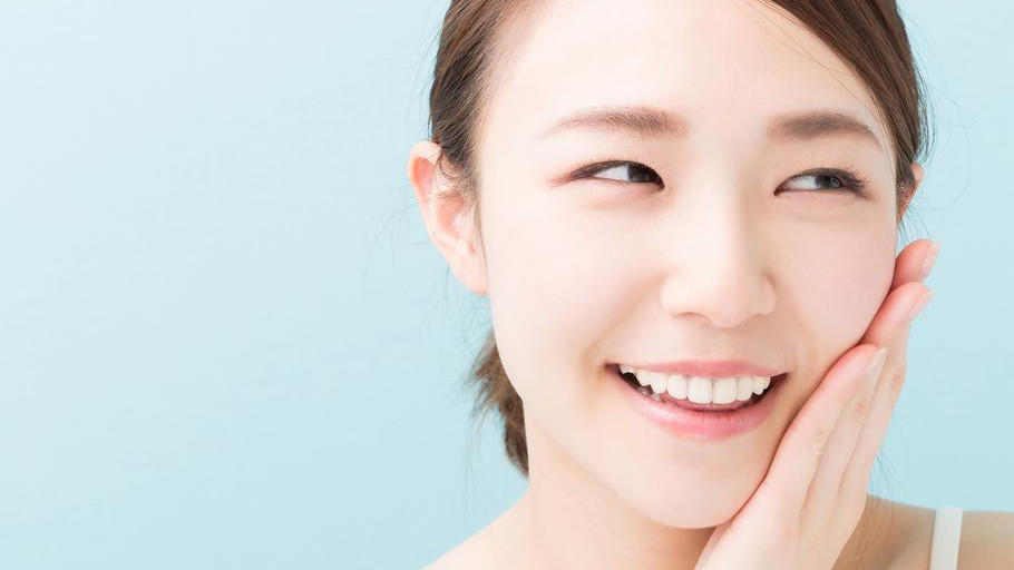 Nếu bạn đang khổ sở vì mụn, hãy thử chu trình dưỡng da này xem sao