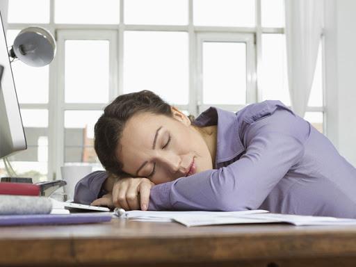 Mẹo ngủ 5 phút tương đương với 6 tiếng, khó tin là cả triệu người Việt Nam chỉ được vài người ngủ đúng cách