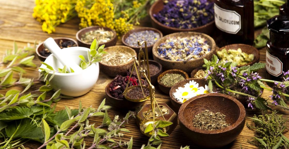 6 Nguyên liệu xông hơi làm trắng da, trị mụn hiệu quả