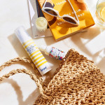 4 LÍ DO KEM CHỐNG NẮNG DẠNG XỊT ĐÍCH THỊ LÀ DÀNH CHO CÔ NÀNG DA NHỜN