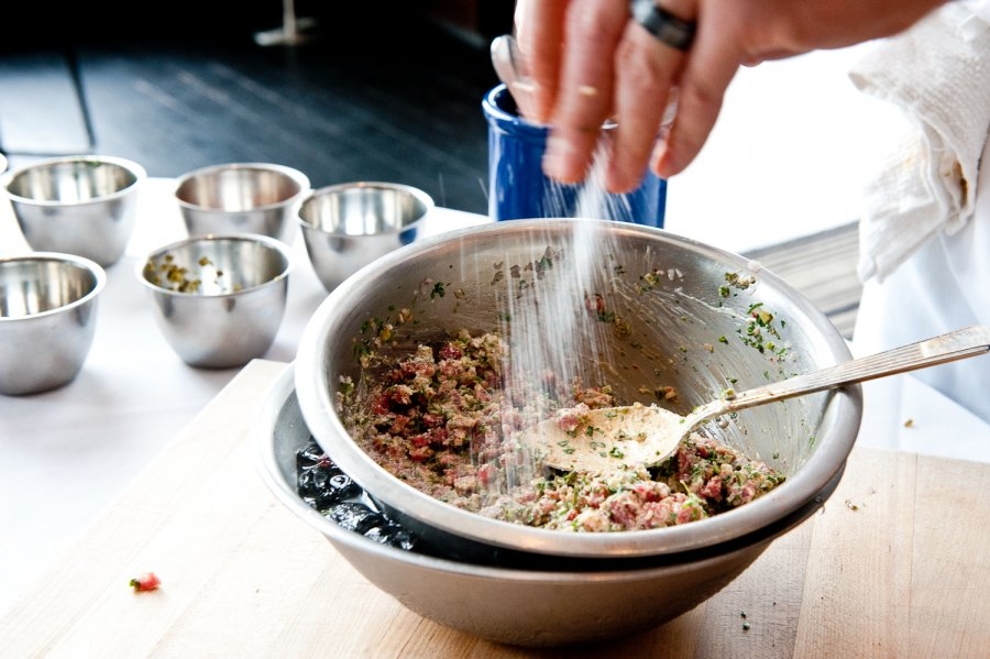 6 thực phẩm nếu ăn càng nhiều càng nhanh già