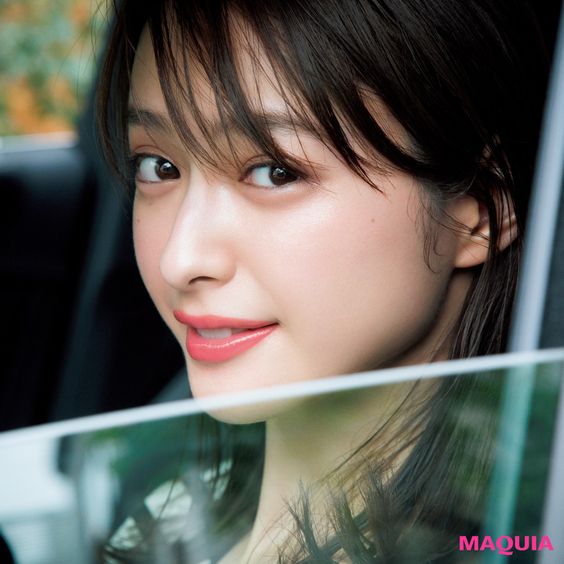 TRƯỚC 25 TUỔI NHẤT ĐỊNH PHẢI THUỘC LÀU 10 NGUYÊN TẮC NÀY ĐỂ DA KHÔNG XUỐNG CẤP NHANH