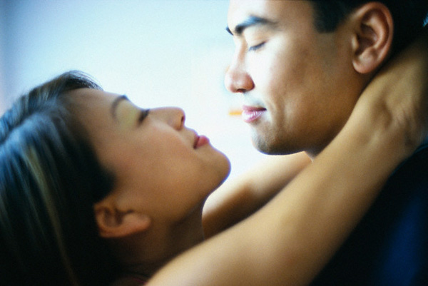 Sau đêm tội lỗi bên tình cũ tôi mới nhận ra chỉ có vợ con là người quan trọng nhất!