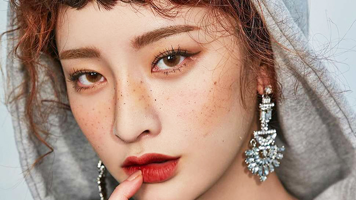 “Học lỏm” 6 bí quyết trang điểm tự nhiên, căng bóng từ chuyên gia Hàn Quốc