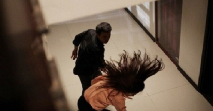 Cái tát đêm cuối cùng của tháng