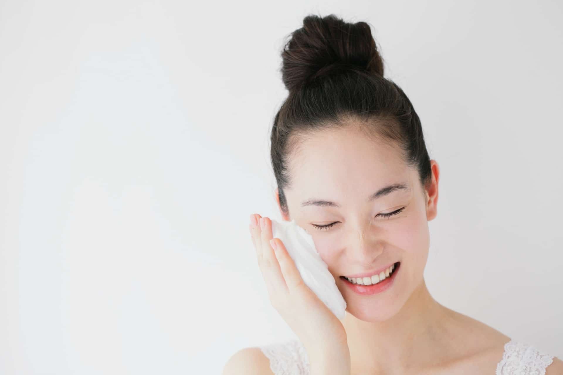 6 biểu hiện lão hóa da mà bạn cần chú ý