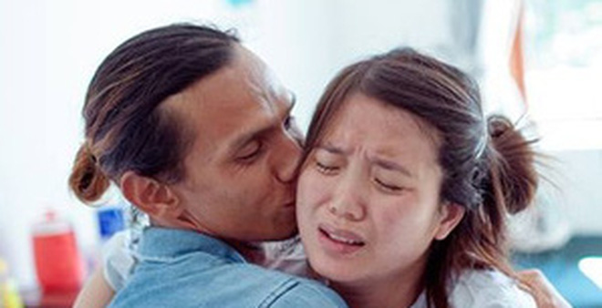 Đưa vợ đi đẻ và những tình huống khó xử mà người chồng bắt gặp