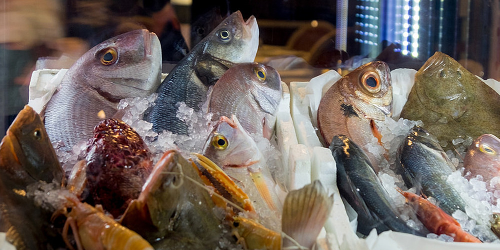 Mẹo độc đánh bay mùi tanh khi nấu cá