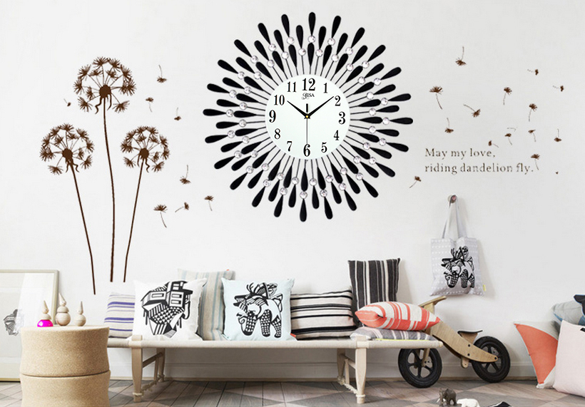 Những điều cấm kỵ phong thủy khi treo đồng hồ trong nhà và cách khắc phục