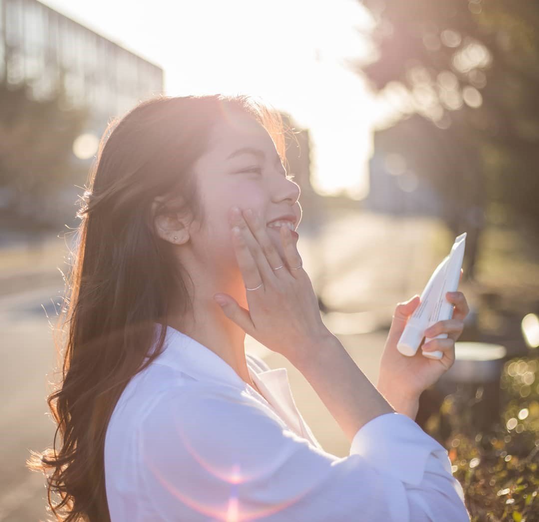 Muốn da trắng sáng rạng rỡ ngày Hè đừng quên 7 thói quen sau