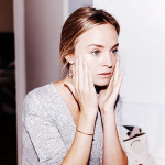 Điểm danh thói quen ngăn ngừa mụn hiệu quả dành cho các cô nàng