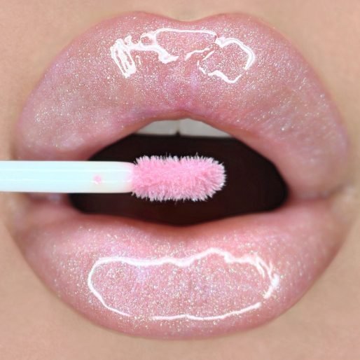 Qua rồi son lì, son bóng đã trở lại và hot chưa từng thấy