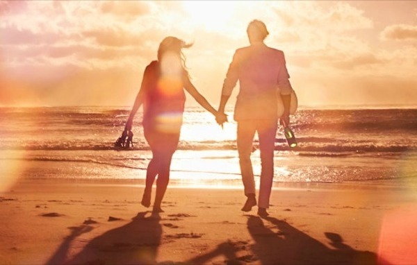 Nếu 1 Người Đàn Ông Có Thể Làm Cho Bạn 5 Điều Này Thì Nhớ … Đừng Buông Tay