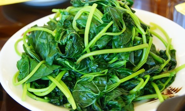 Sai lầm khi luộc rau khiến bạn “vứt” hết chất bổ, giữ lại chất độc