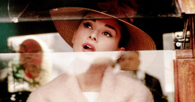 Gửi em – Người phụ nữ vẻ ngoài kiên cường nhưng tâm hồn biết bao điều bộn bề