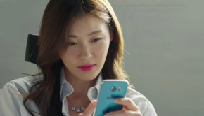 Tóm được tin nhắn chồng hẹn 5 cô cùng lúc, vợ trợn mắt: Muốn chết sớm à, sao phải lao lực thế