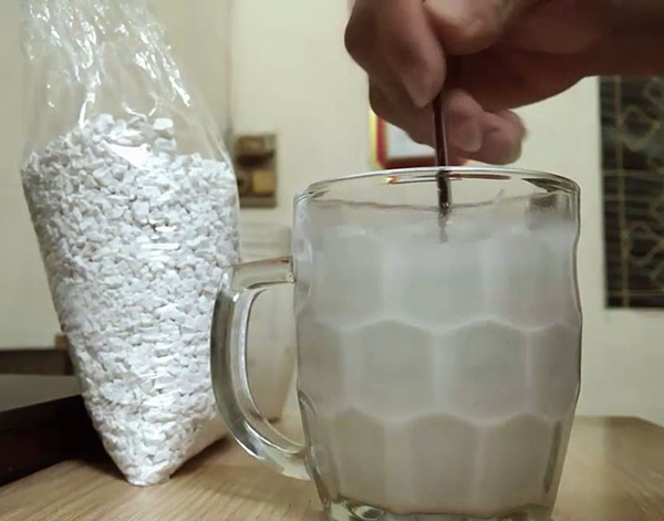 Trộn bột sắn dây với trứng gà để đắp mặt, da trắng mịn, nám, tàn nhang bay sạch sau 2 lần