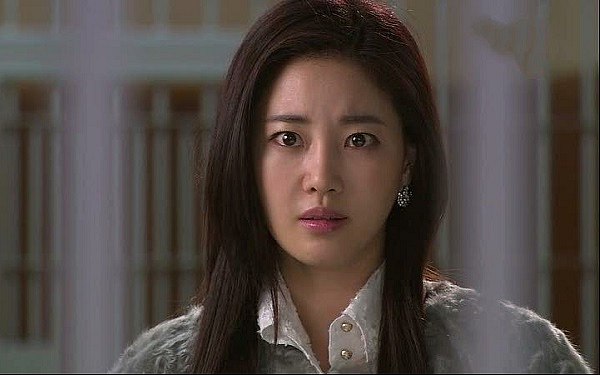 Mẹ chồng thất thanh kêu con dâu trộm mất 1 tỷ, 12h đêm sau, ai cũng sốc khi biết thủ phạm là...