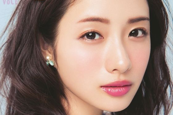 Bí Quyết Massage Da Mặt Của Phụ Nữ Nhật Để Trẻ Hơn Chục Tuổi