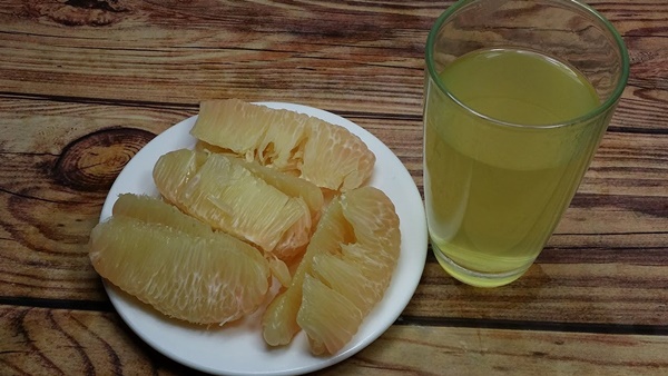 Đun vỏ bưởi lấy nước uống, giảm một mạch 4kg trong 7 ngày lại chữa khỏi lo hư dạ dày