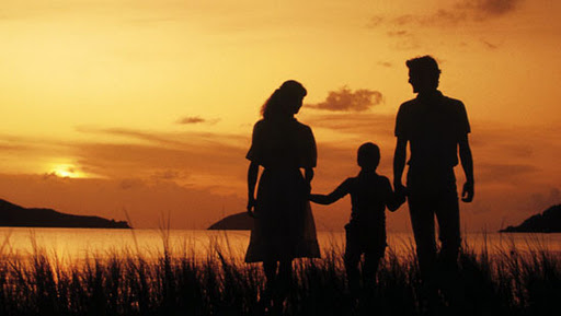 Mùa Nhập Học, Cha Mẹ Vẫn Luôn Đồng Hành Cùng Con