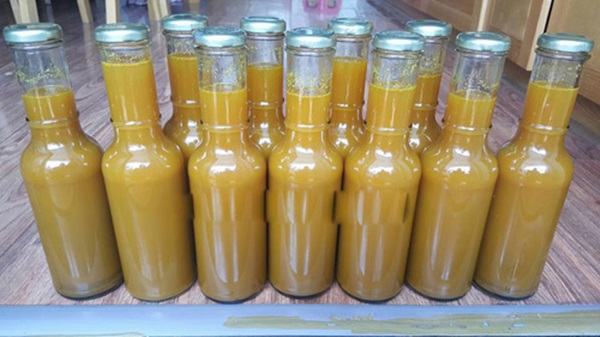 Mẹ sề sau sinh giảm liền 5kg/tháng, hết sạch thâm rạn, da lại trắng hồng nhờ 1 hũ rượu nghệ