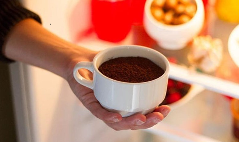 Chỉ bằng 6 mẹo này em đã khiến chồng ngạc nhiên vì tủ lạnh sạch bong như “mua mới”