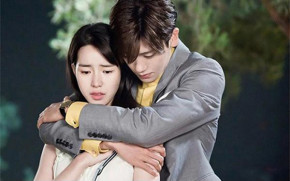 Tiền không mua được hạnh phúc nhưng người ta lại phản bội nhau vì tiền