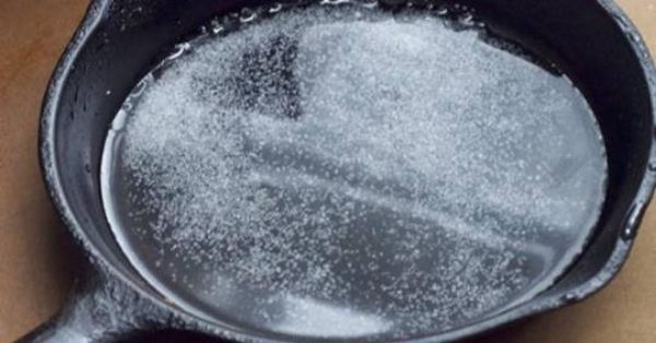 Chỉ 1 phút, chảo thường được NÂNG CẤP thành chảo chống dính siêu tốt, không sợ độc