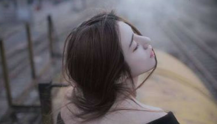 Trên thế gian có hai kiểu người phụ nữ, một là hạnh phúc ,hai là kiên cường. Khi họ đã kiên cường thì đâu cần đàn ông ở bên nữa